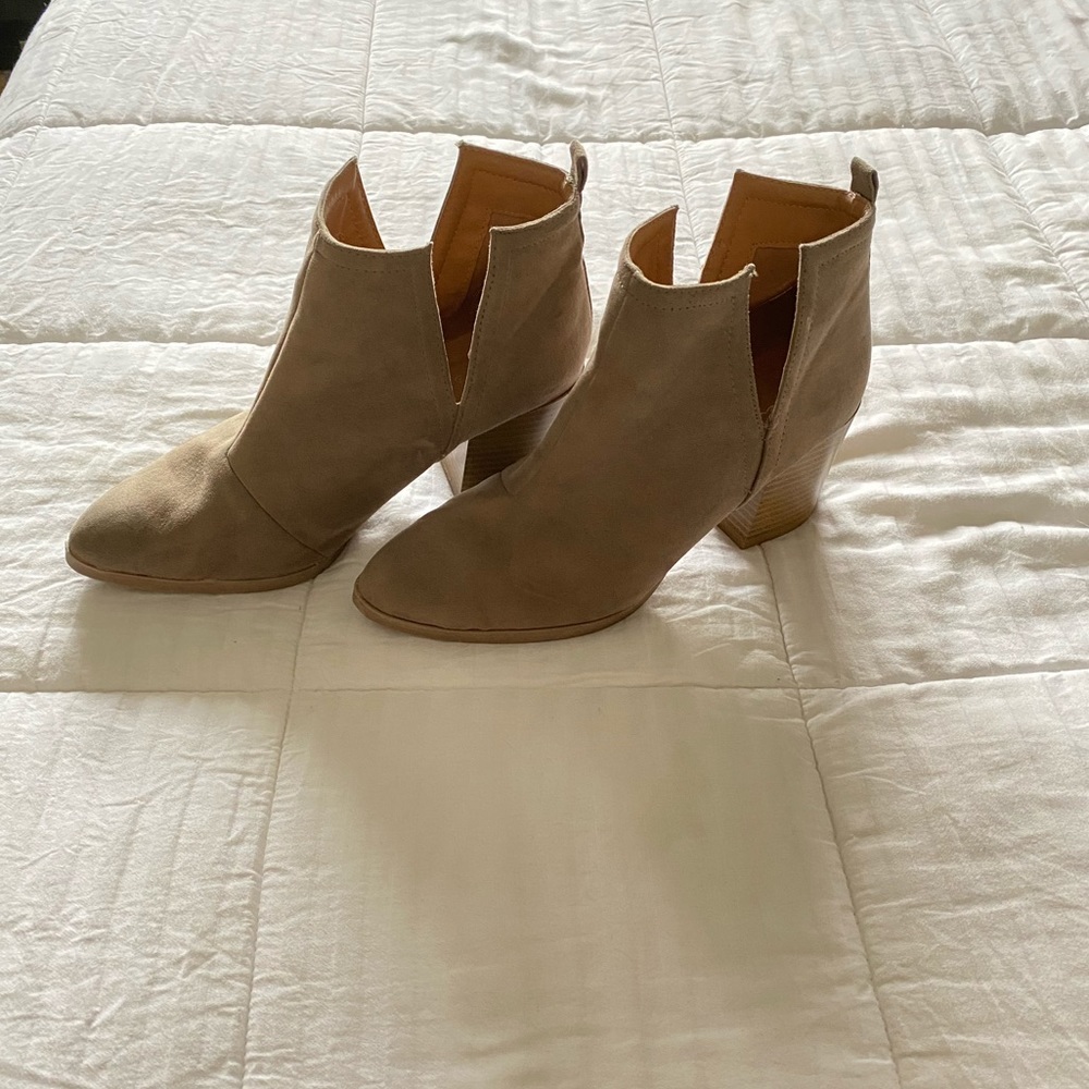 Tan heeled booties